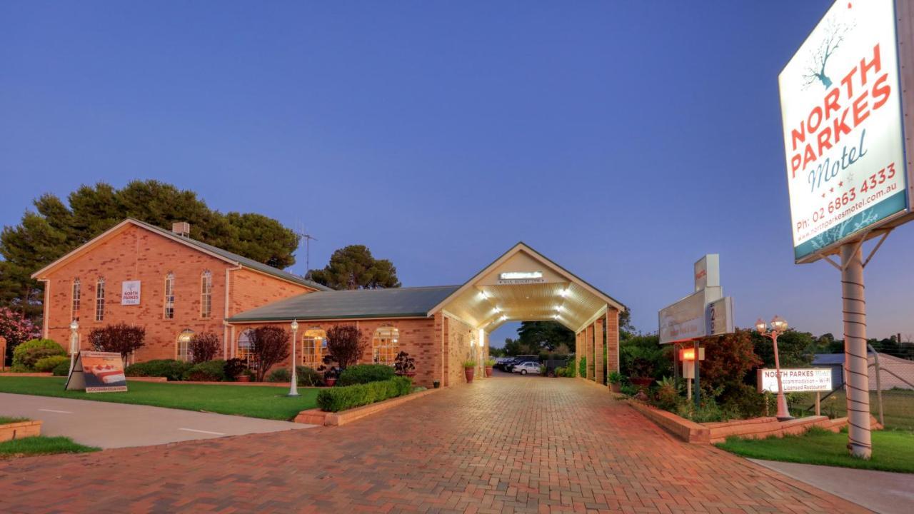 North Parkes Motel מראה חיצוני תמונה