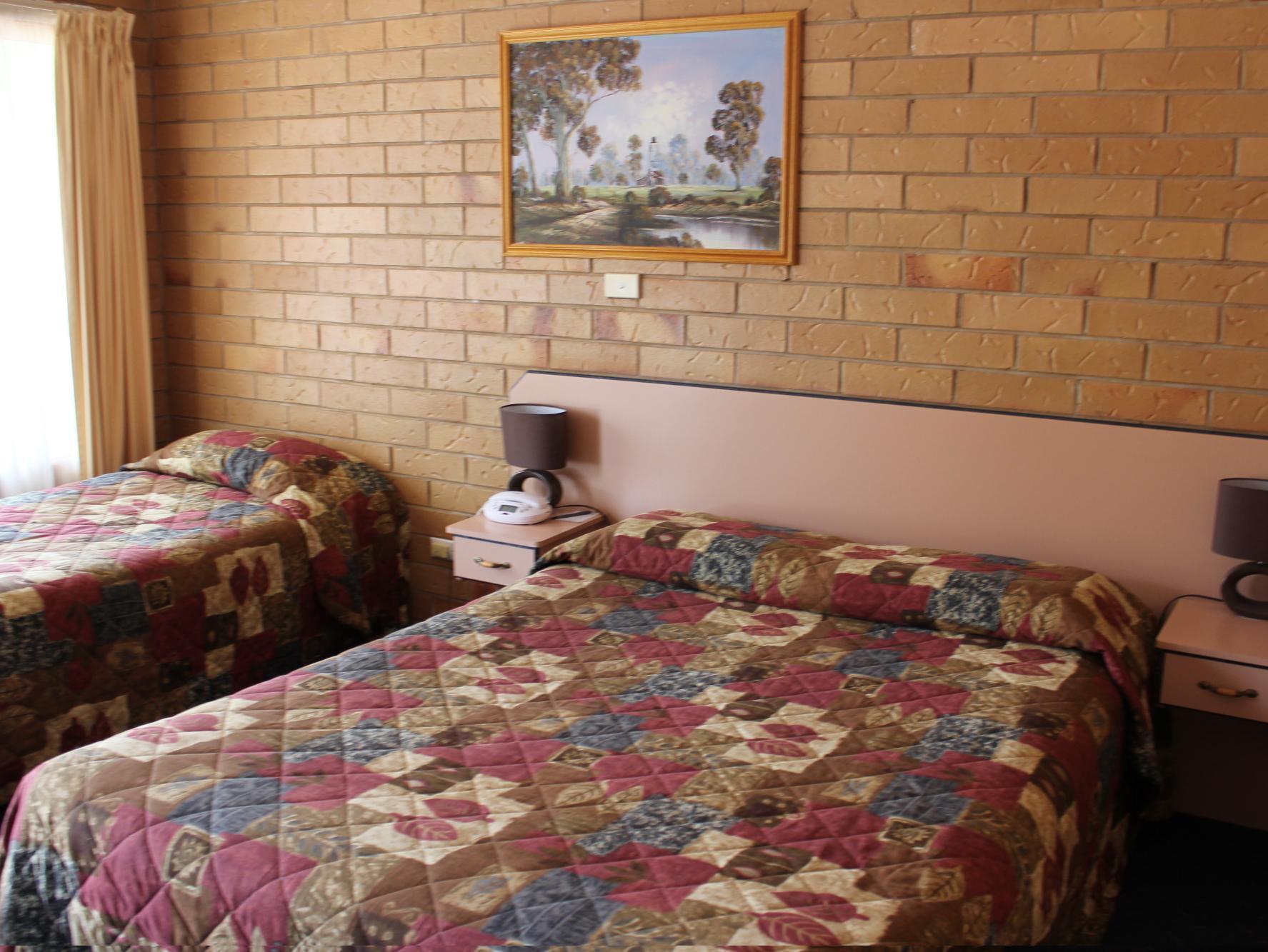 North Parkes Motel מראה חיצוני תמונה